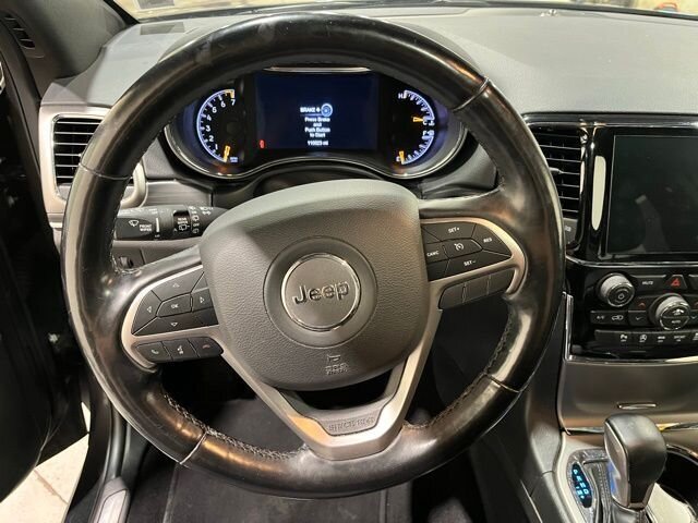 
								2020 Jeep Grand Cherokee Limited full									