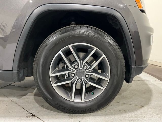 
								2020 Jeep Grand Cherokee Limited full									