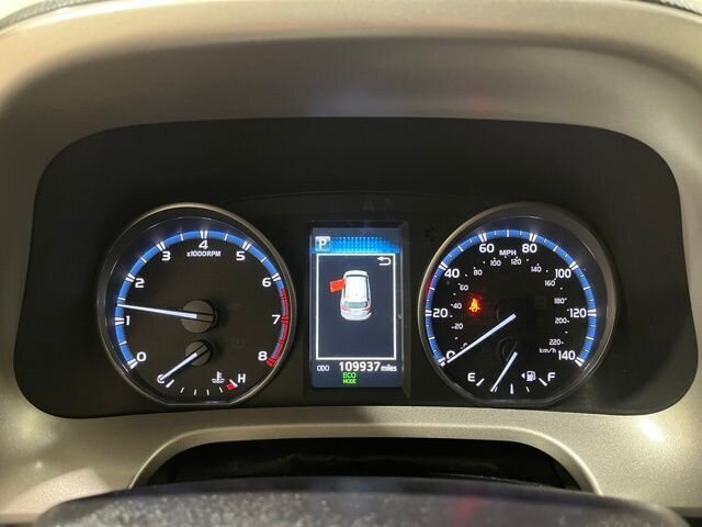 
								2017 Toyota RAV4 XLE full									