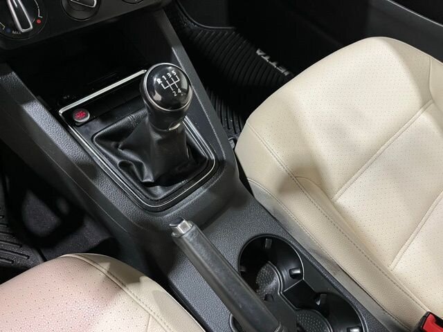 
								2017 Volkswagen Jetta 1.4T SE full									