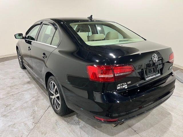 
								2017 Volkswagen Jetta 1.4T SE full									