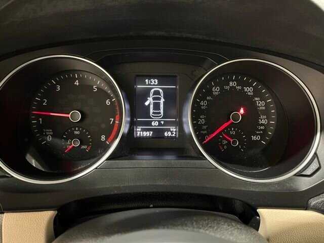 
								2017 Volkswagen Jetta 1.4T SE full									