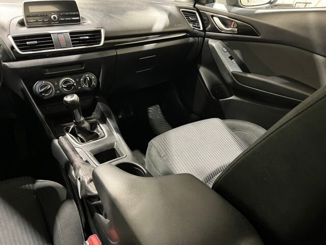 
								2014 Mazda Mazda3 i Touring full									