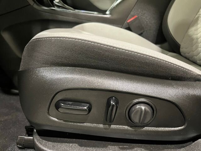 
								2020 Chevrolet Equinox LS full									