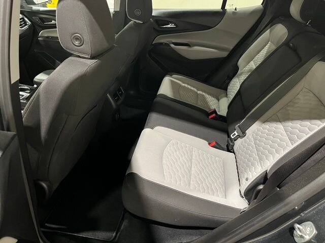 
								2020 Chevrolet Equinox LS full									