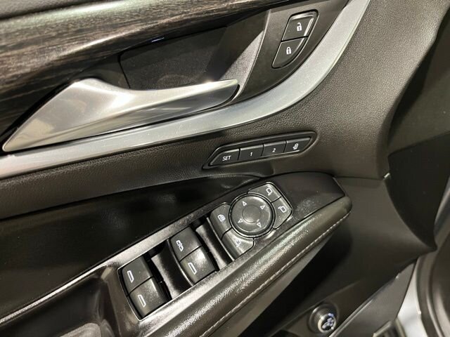 
								2020 Buick Enclave Avenir full									