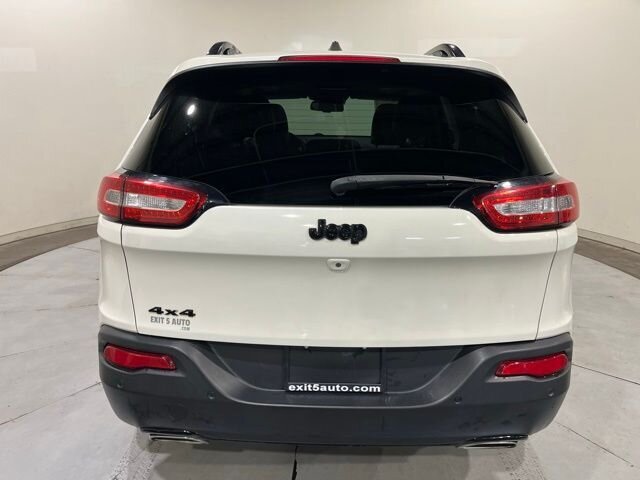 
								2018 Jeep Cherokee Limited full									