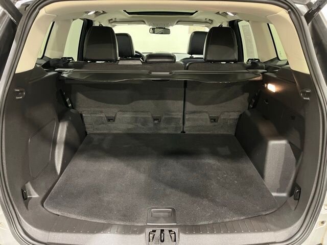 
								2017 Ford Escape Titanium w/ Navigation full									