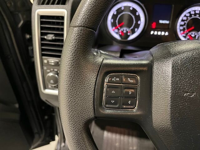 
								2020 RAM 1500 Classic Warlock full									