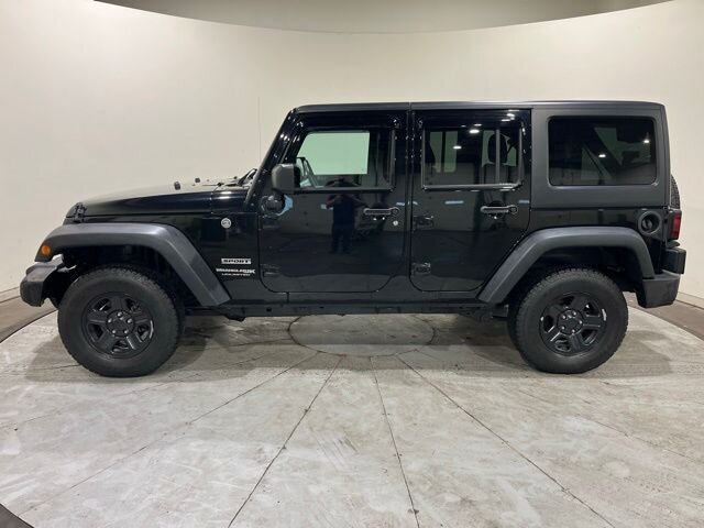 
								2018 Jeep Wrangler JK Unlimited Unlimited Sport full									