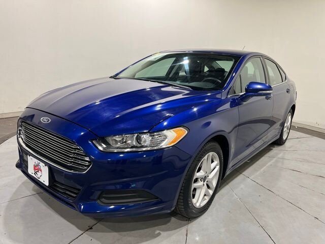 
								2014 Ford Fusion SE full									