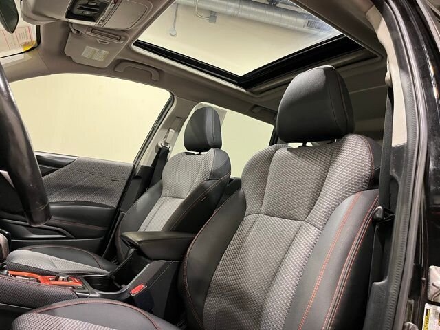 
								2020 Subaru Forester Sport w/ Apple Car Play full									