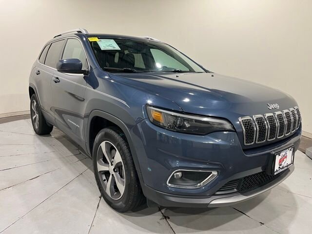 
								2019 Jeep Cherokee Limited w/ Apple Car Play and Navigation full									