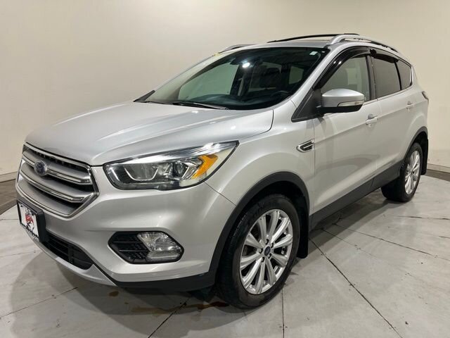 
								2017 Ford Escape Titanium w/ Navigation full									