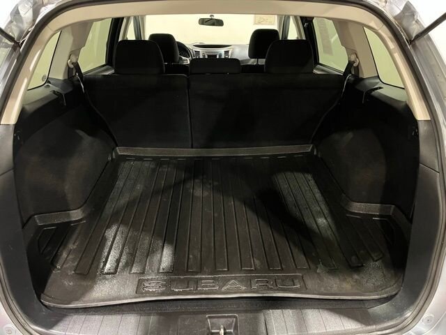 
								2014 Subaru Outback 2.5i Premium full									