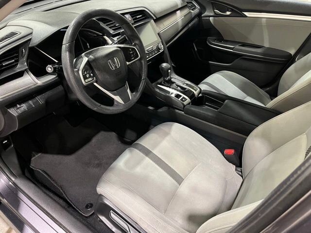 
								2016 Honda Civic EX full									