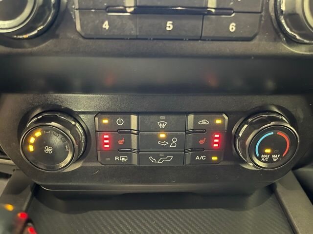 
								2019 Ford F-150 XLT full									