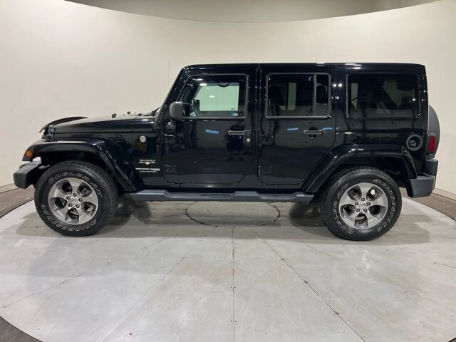 
								2018 Jeep Wrangler JK Unlimited Unlimited Sahara full									