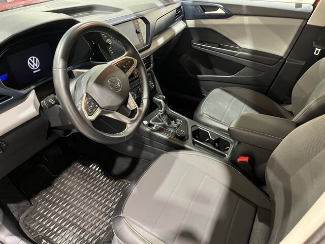 
								2022 Volkswagen Taos 1.5T SE w/Apple Car Play full									