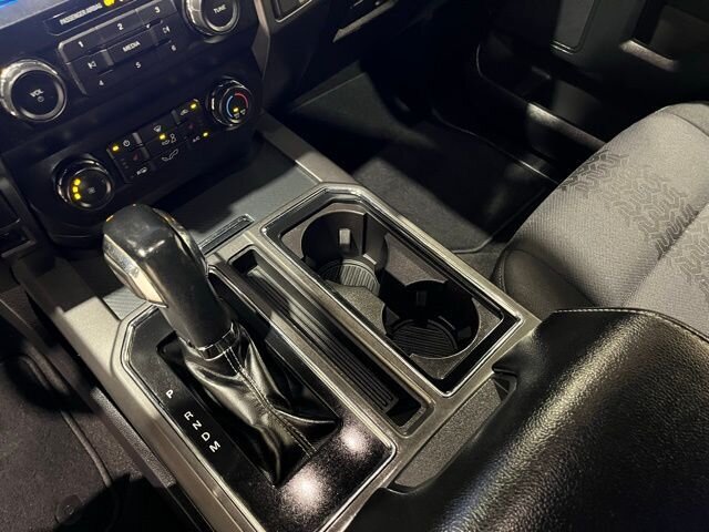 
								2019 Ford F-150 XLT full									