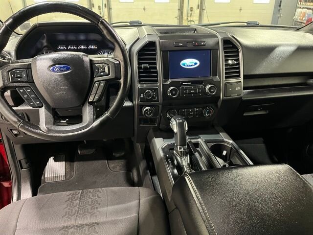 
								2019 Ford F-150 XLT full									