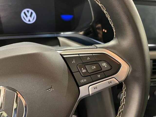 
								2022 Volkswagen Taos 1.5T SE w/Apple Car Play full									