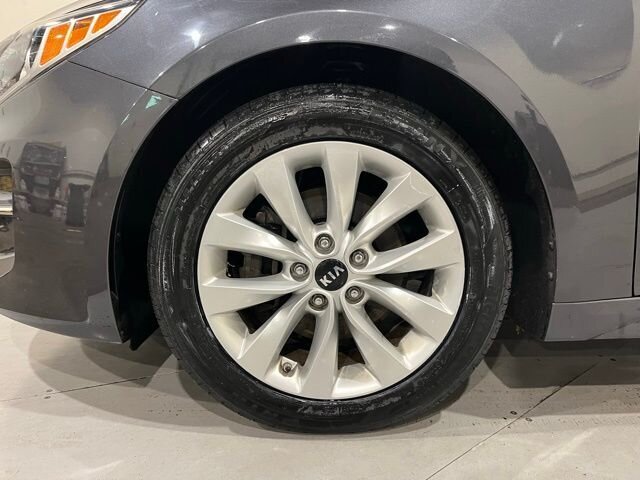 
								2017 Kia Optima LX full									