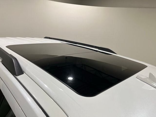 
								2020 Ford Expedition XLT w/ Navigation full									