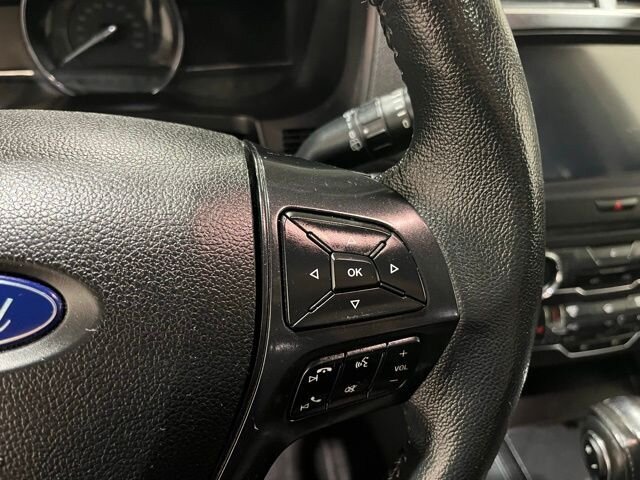 
								2018 Ford Explorer XLT w/ Apple Car Play and Navigation full									