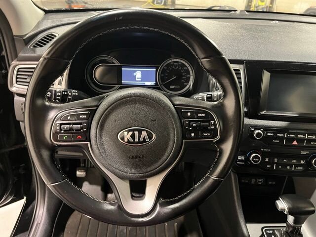 
								2018 Kia Niro Plug-In Hybrid LX w/ Apple Car Play full									
