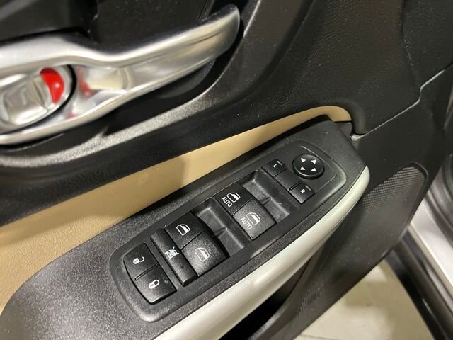 
								2018 Jeep Cherokee Limited full									