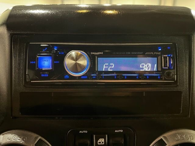 
								2017 Jeep Wrangler Unlimited Sport full									