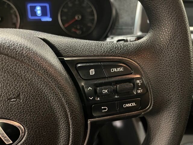 
								2017 Kia Optima LX full									