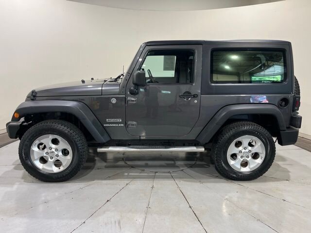 
								2014 Jeep Wrangler Sport full									