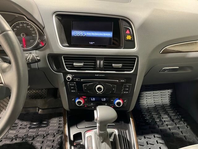 
								2017 Audi Q5 2.0T Premium Plus quattro full									