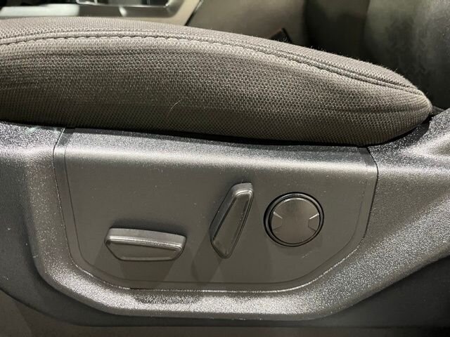 
								2019 Ford F-150 XLT full									