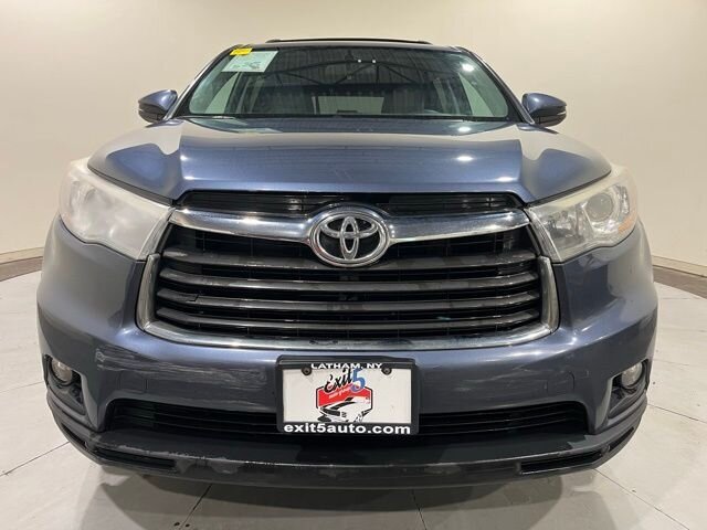 
								2015 Toyota Highlander LE Plus V6 full									