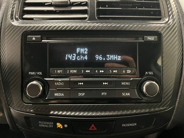 
								2015 Mitsubishi Outlander Sport ES full									