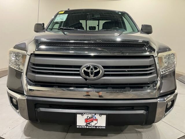 
								2014 Toyota Tundra SR5 full									