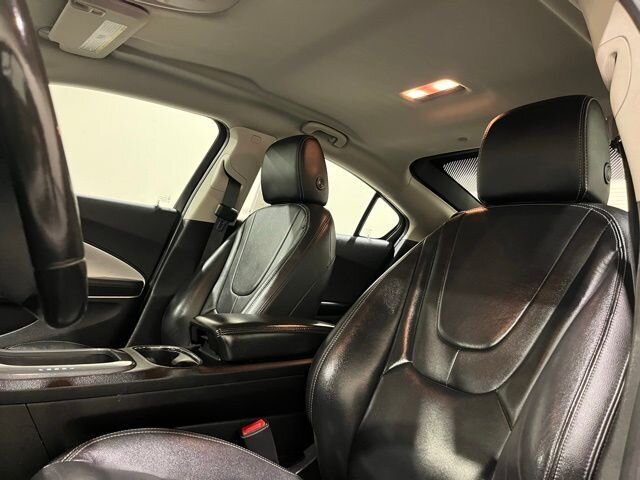 
								2014 Chevrolet Volt Base full									