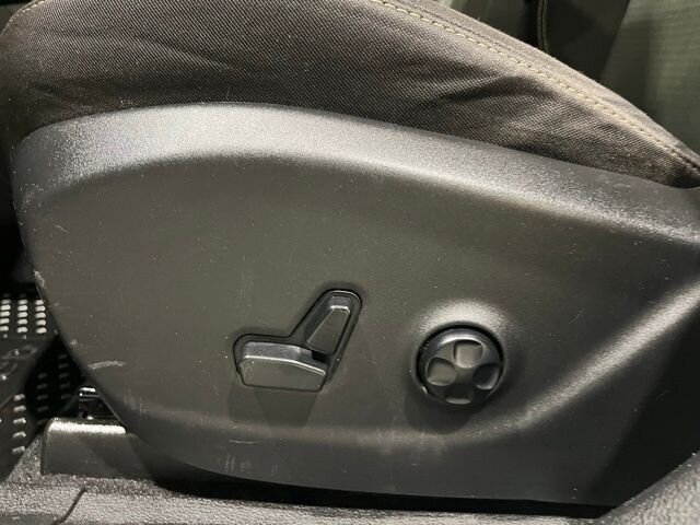 
								2016 Jeep Cherokee Latitude full									