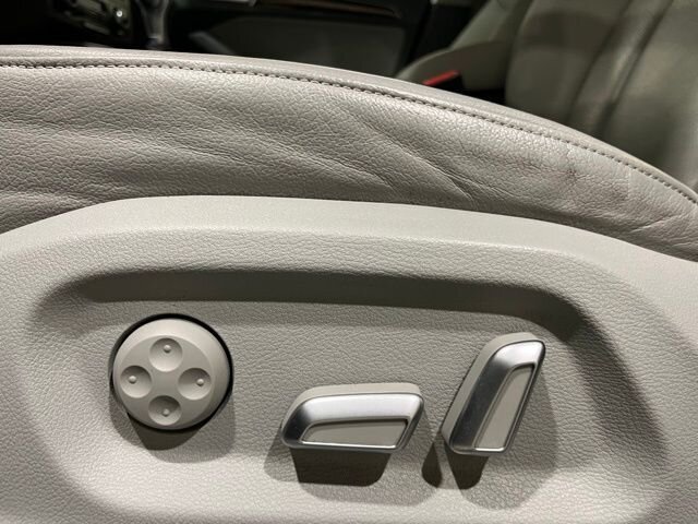 
								2017 Audi Q5 2.0T Premium Plus quattro full									