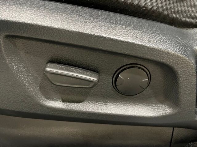 
								2019 Ford Ranger XLT w/ Apple Car Play full									