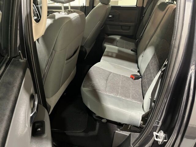 
								2020 RAM 1500 Classic Warlock full									