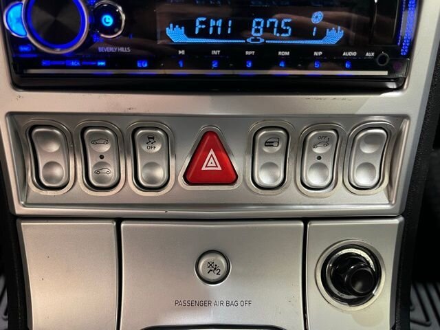 
								2005 Chrysler Crossfire Base full									