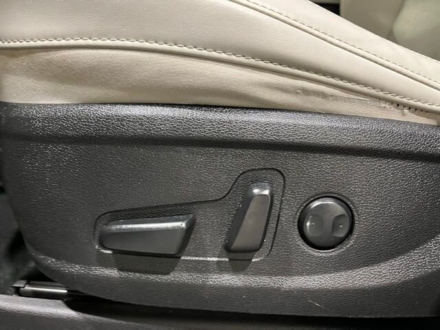 
								2020 Kia Telluride S full									