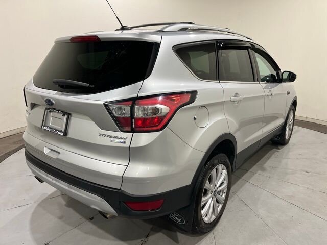 
								2017 Ford Escape Titanium w/ Navigation full									