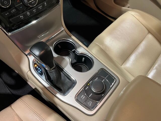 
								2019 Jeep Grand Cherokee Limited full									