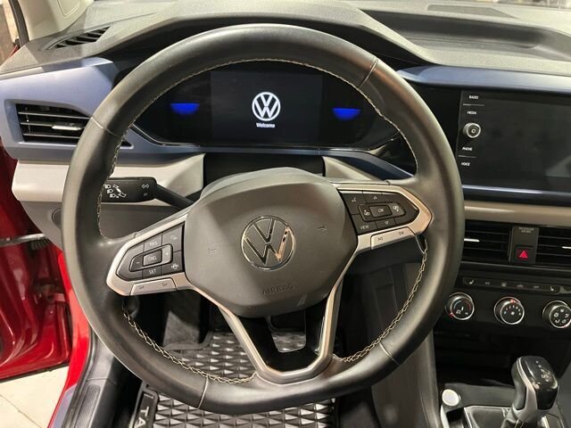 
								2022 Volkswagen Taos 1.5T SE w/Apple Car Play full									