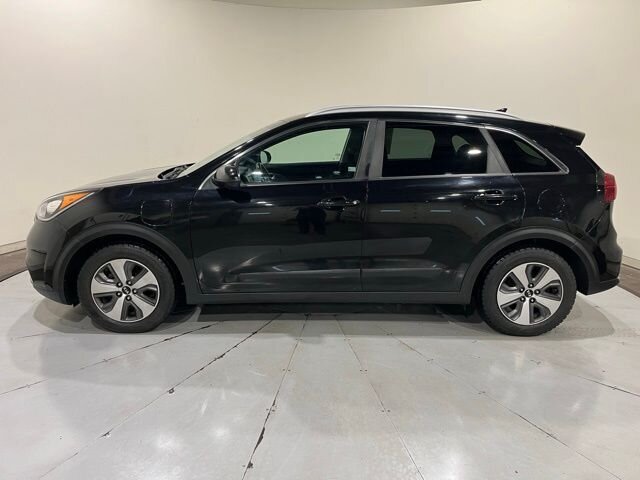 
								2018 Kia Niro Plug-In Hybrid LX w/ Apple Car Play full									